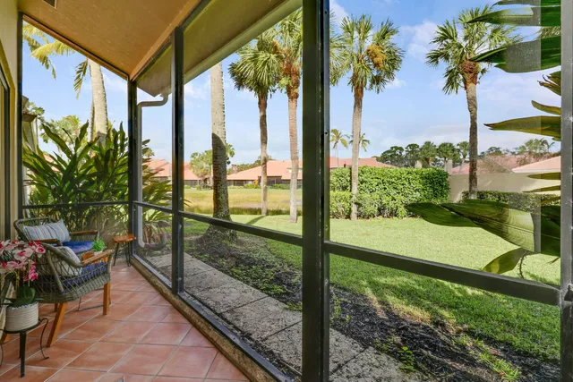 PGA National Palm Beach Gardens Residence photo 26