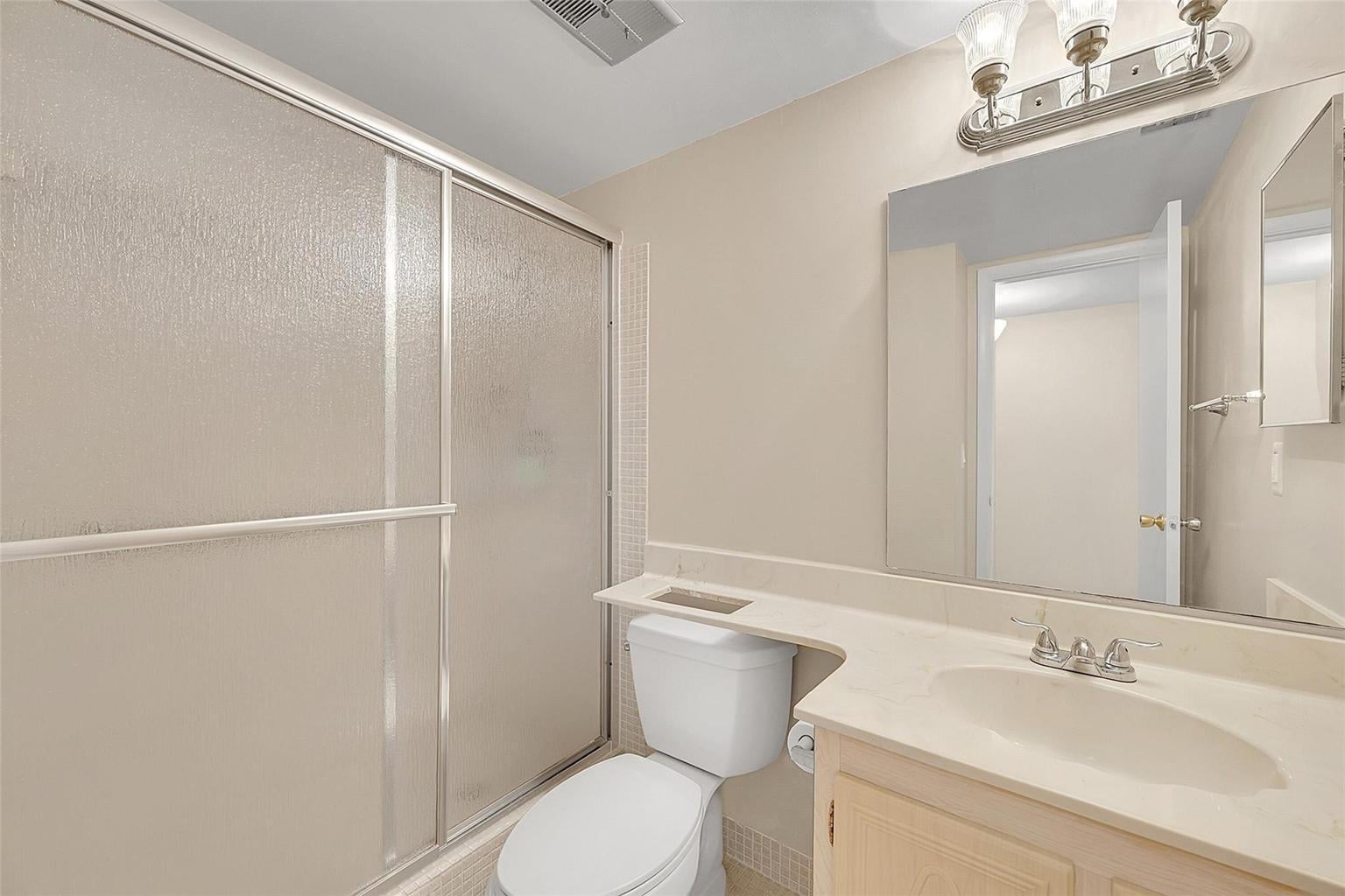  Unit 202 photo 16