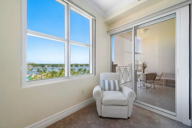 Esplanade Grande Unit 605 photo 29