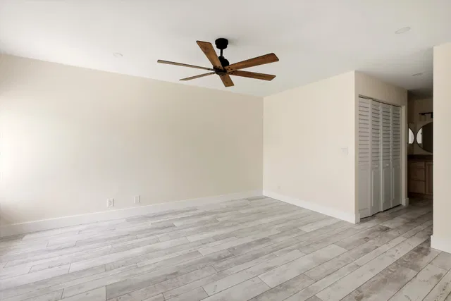 Unit E2 photo 12