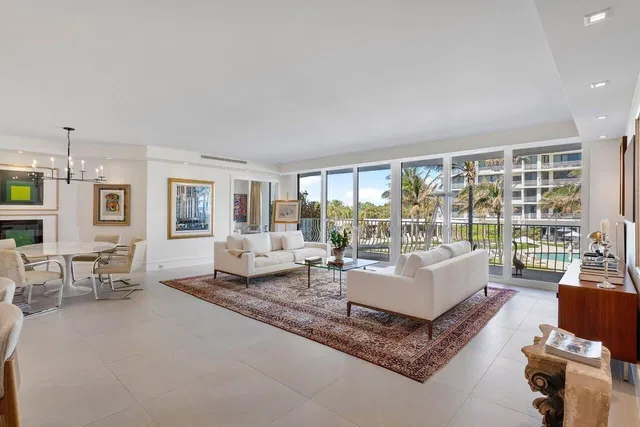 Sloan's Curve Palm Beach Unit 103 photo 8
