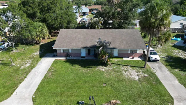  Residence photo 7