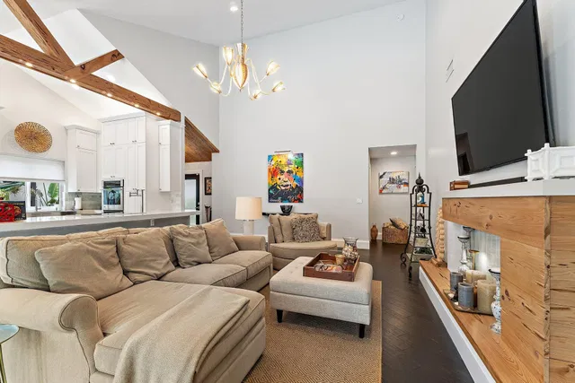 Residence photo 6