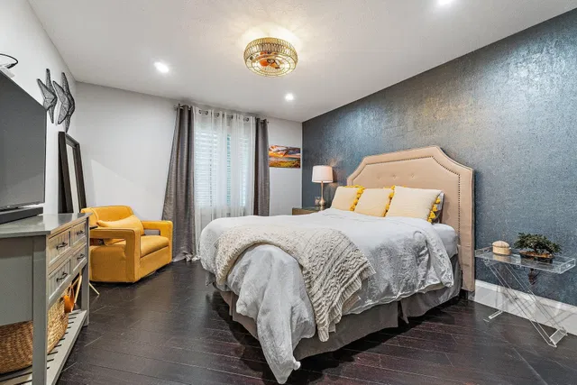 Residence photo 16