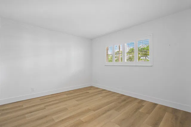  Unit 1090 photo 19