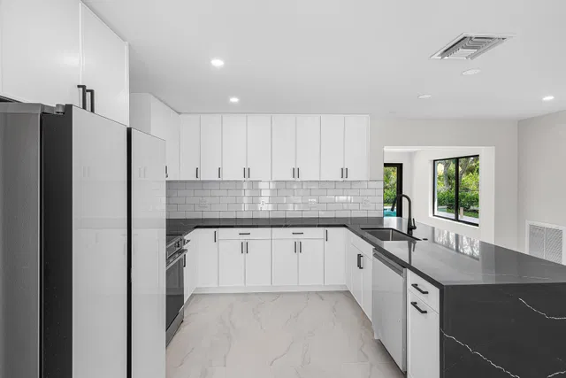 Residence photo 5