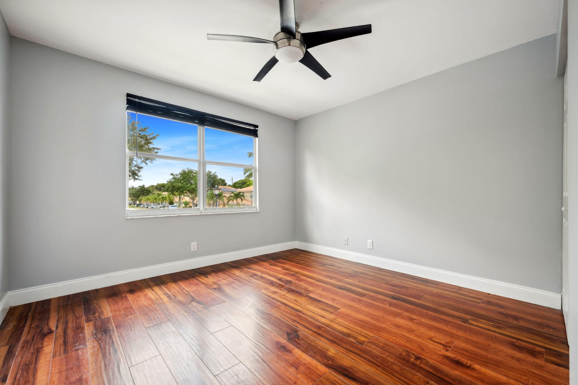 Residence photo 12