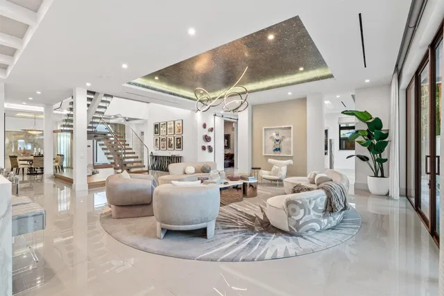 Residence photo 9