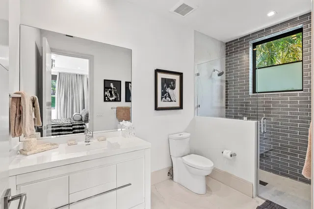Residence photo 45