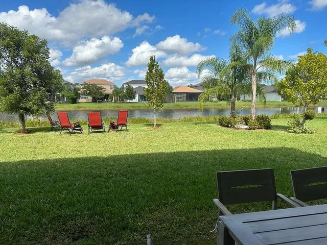 Residence photo 6