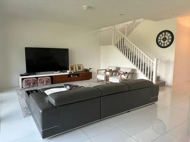 Residence photo 9