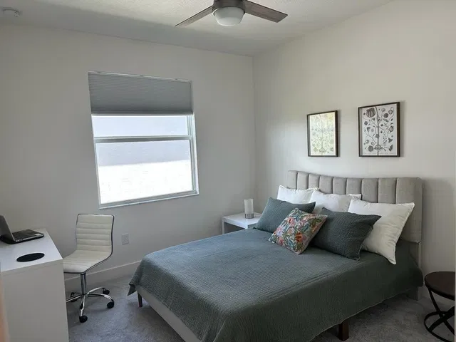 Residence photo 22