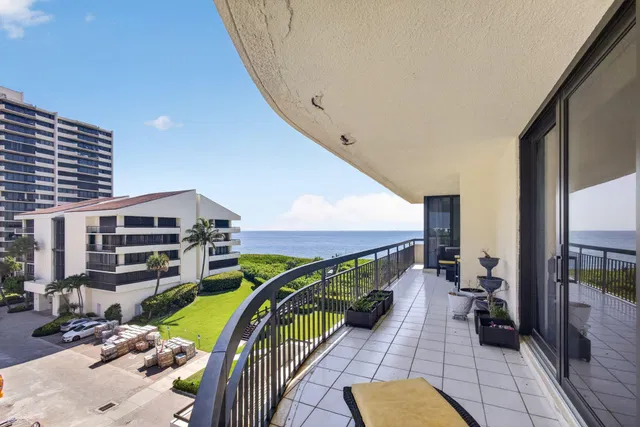 4000 N Ocean Singer Island Unit 403 photo 2