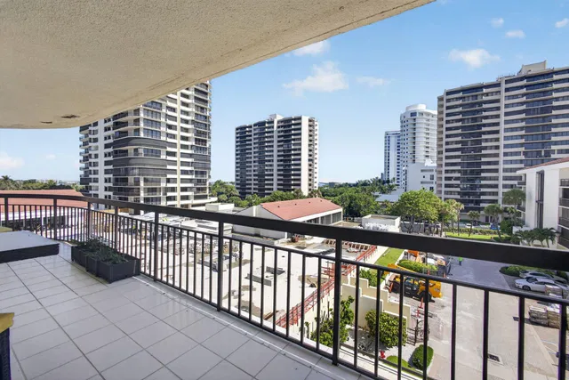 4000 N Ocean Singer Island Unit 403 photo 5