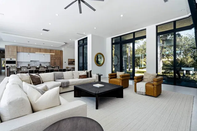 Steeplechase Residence photo 7