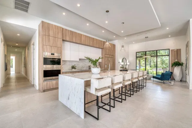Steeplechase Residence photo 13