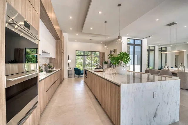Steeplechase Residence photo 14