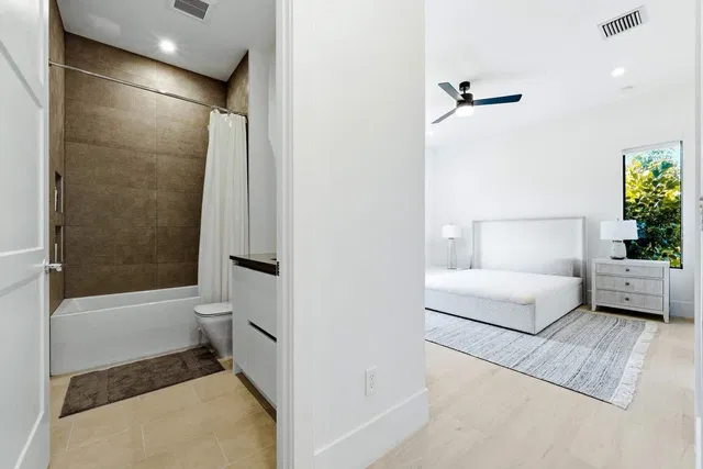 Steeplechase Residence photo 28