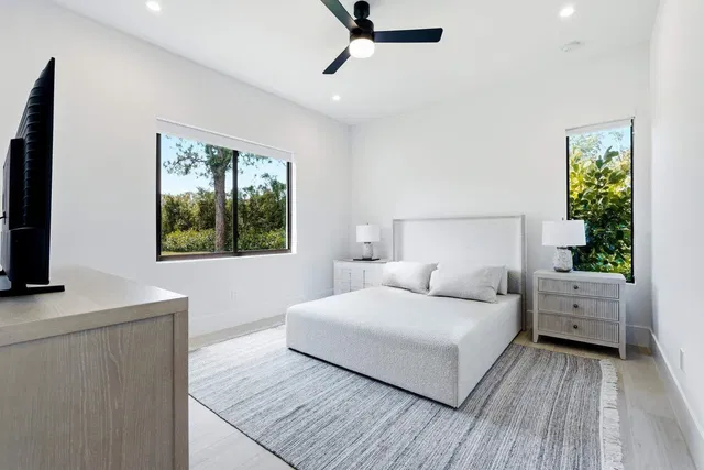 Steeplechase Residence photo 32