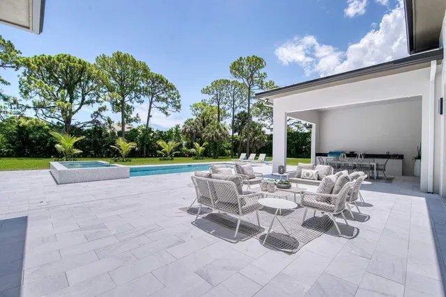 Steeplechase Residence photo 43