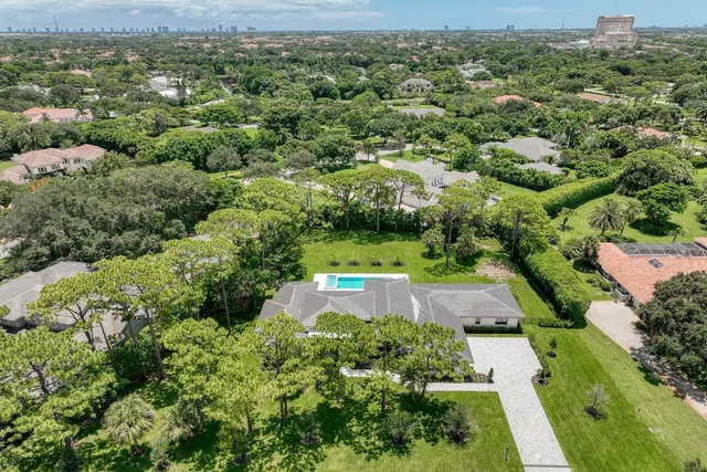 Steeplechase Residence photo 50