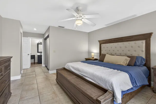 Residence photo 13