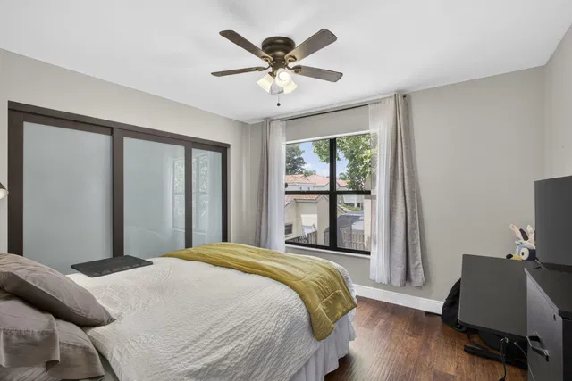 Residence photo 15