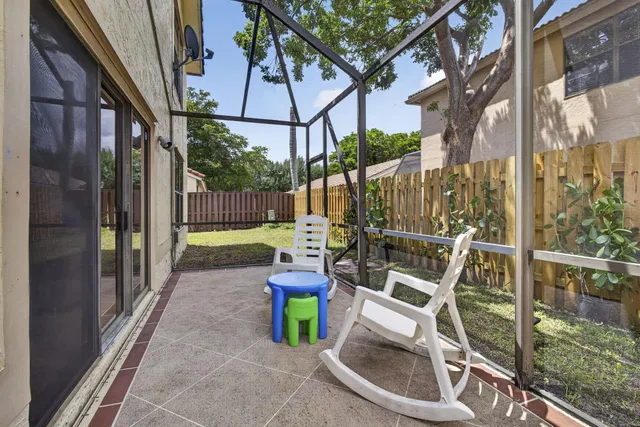 Residence photo 19