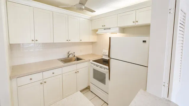 Residence photo 4