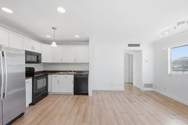 Residence photo 18