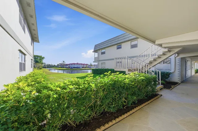 Residence photo 20