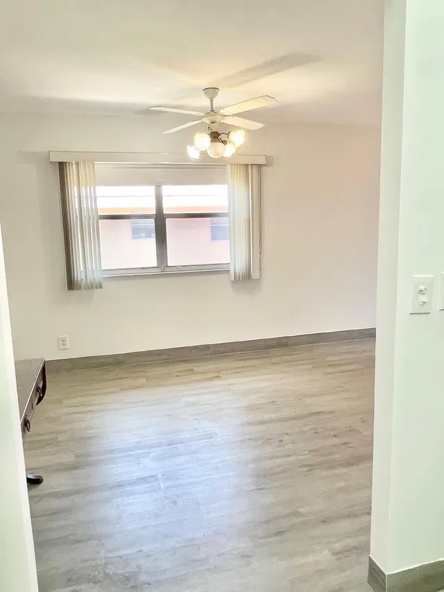 Residence photo 6