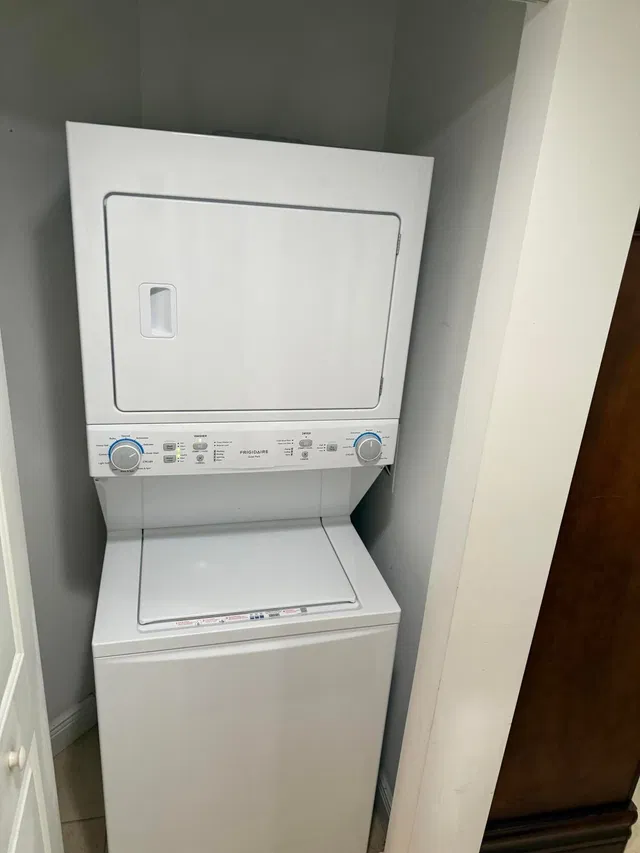 610 Clematis Unit 812 photo 12