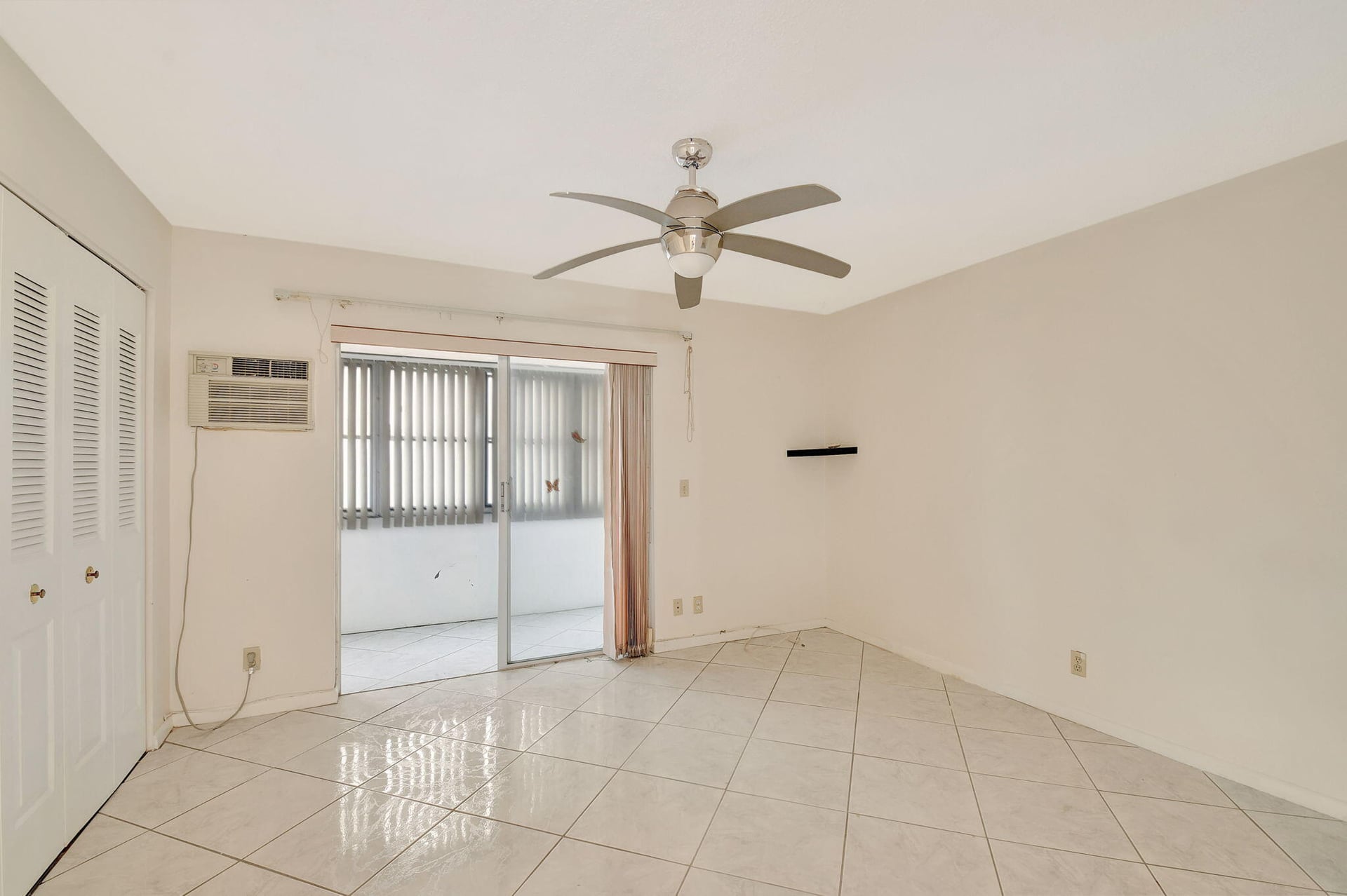 Residence photo 9