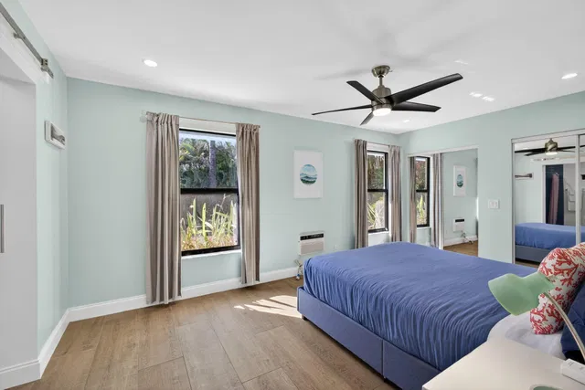  Residence photo 30
