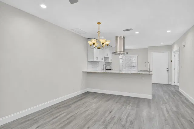 Residence photo 9