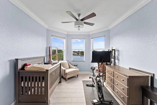  Residence photo 35