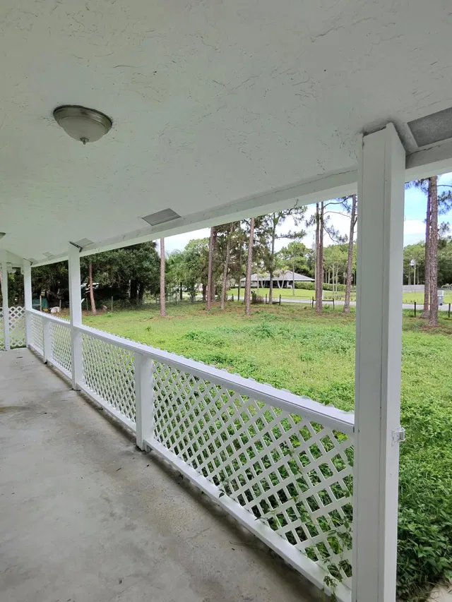  Residence photo 8