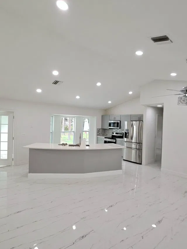 Residence photo 10