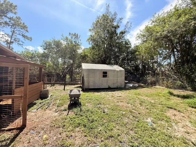  Residence photo 33