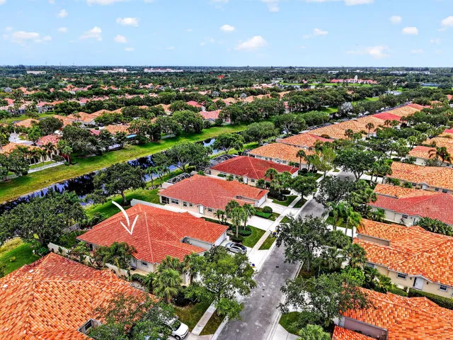  Residence photo 17