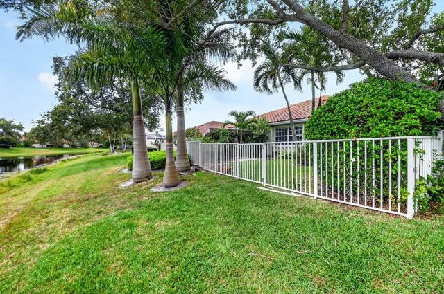 Residence photo 45