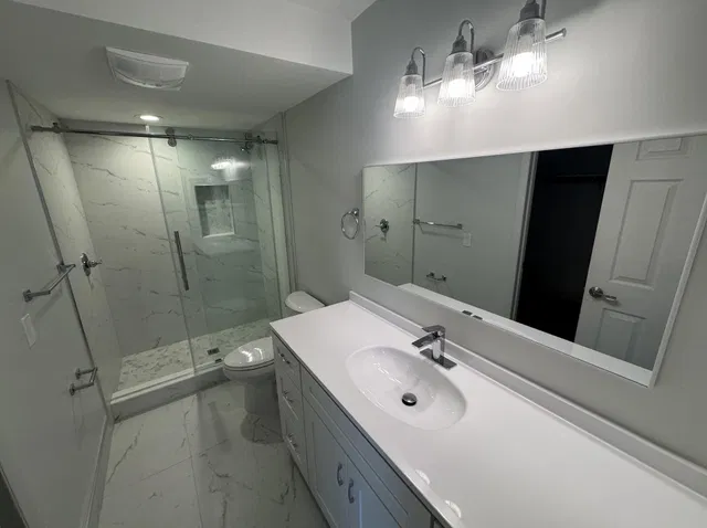 Unit 202 photo 7