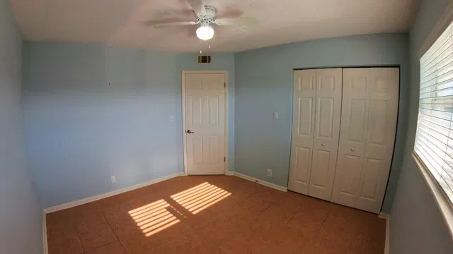 Unit 202 photo 11