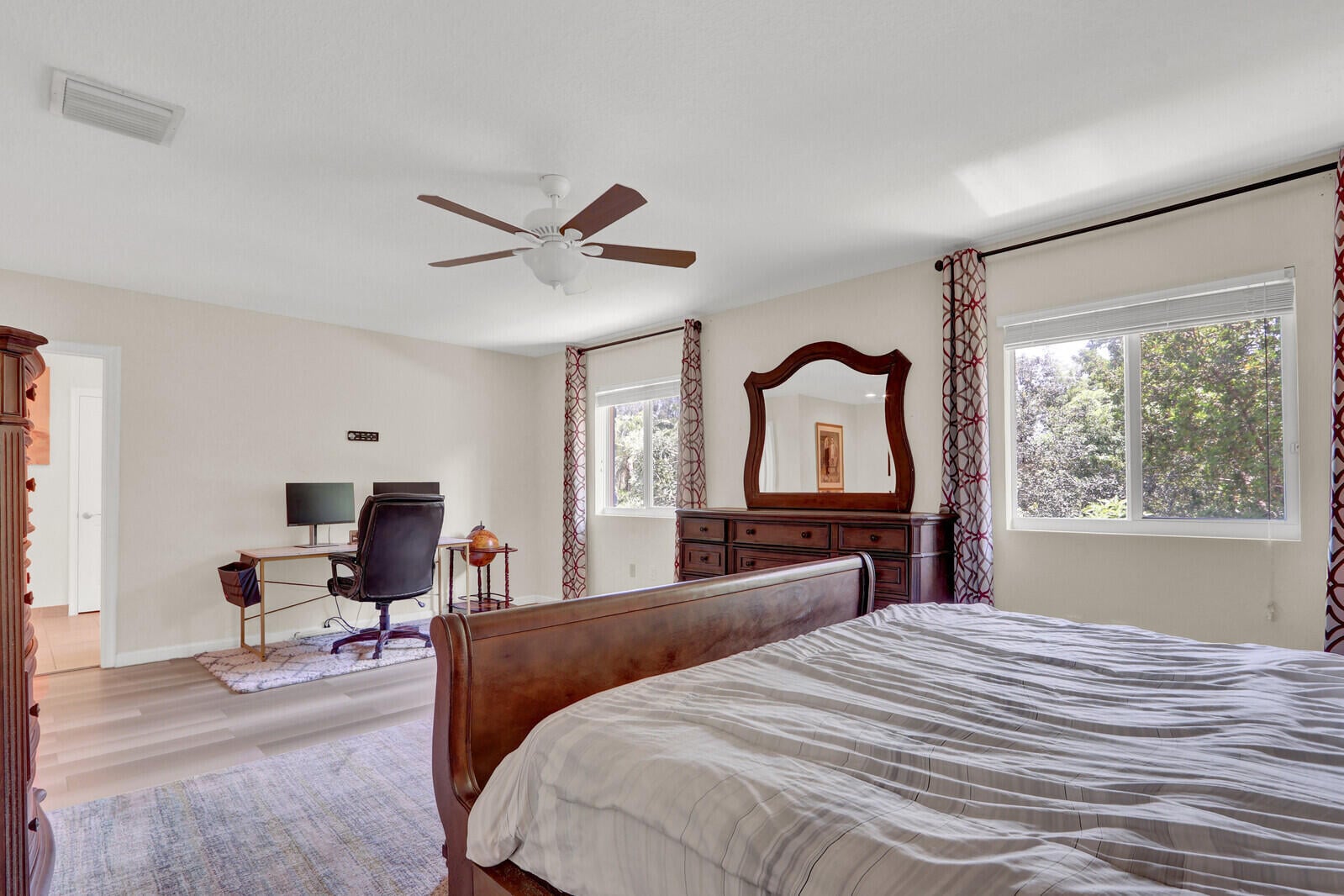  Residence photo 29