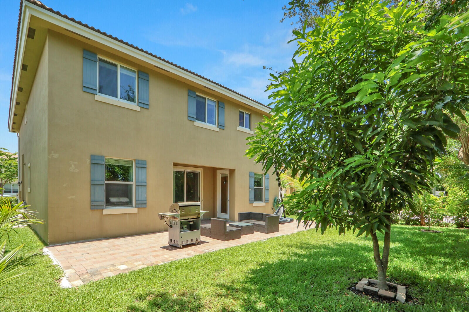  Residence photo 34