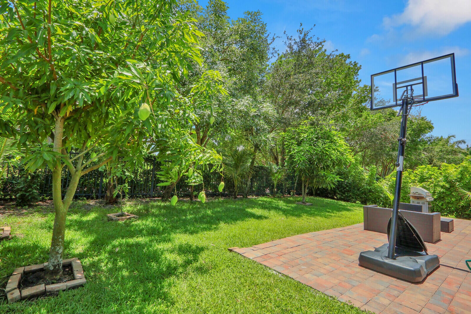  Residence photo 38