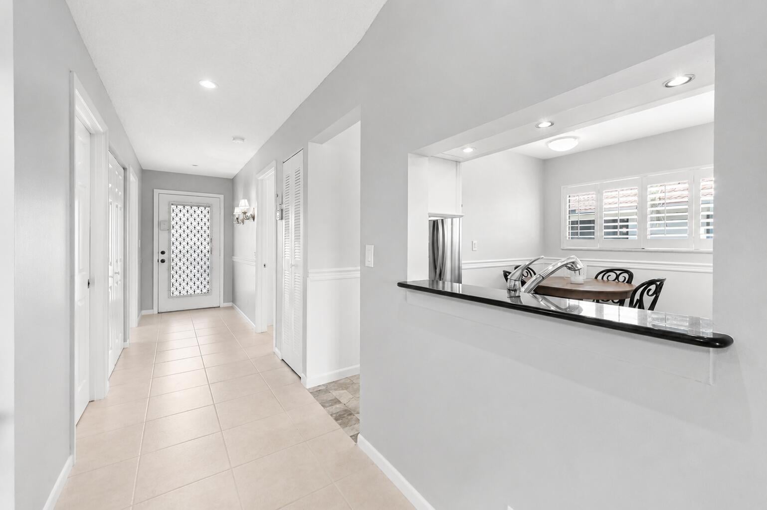 Unit 276 photo 5