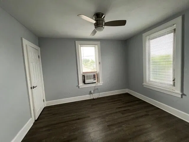 Unit 1 photo 20