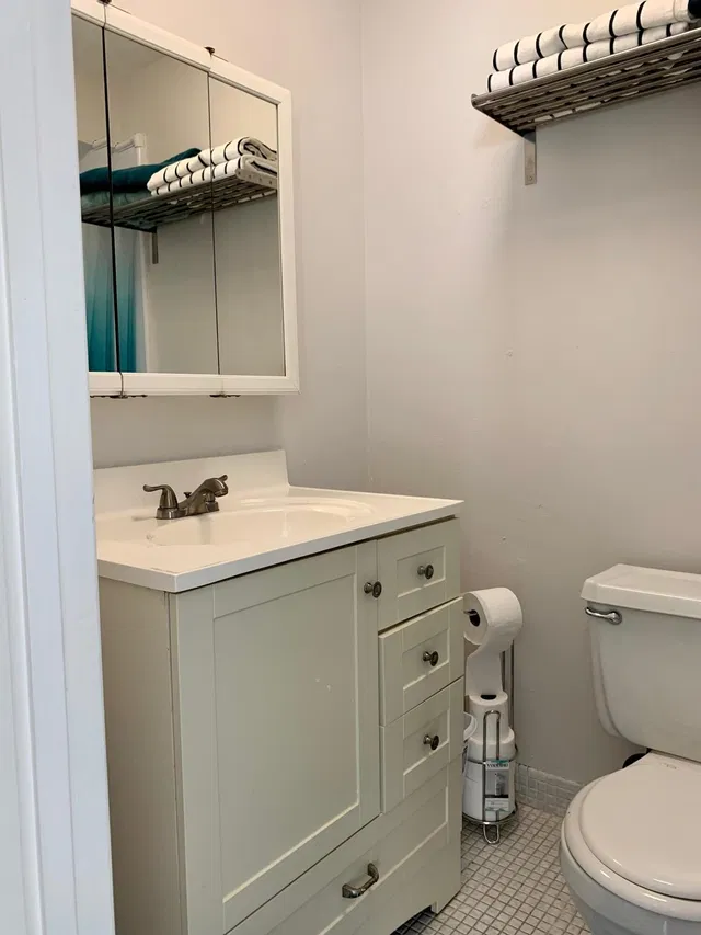 Unit 203-a photo 18